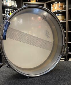 CB700 Gibraltar Vintage Brass Free Floater Piccolo Snare 3.5x14 9 CB700 Brass Free Floating Piccolo Snare Side