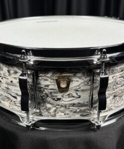 Ludwig Custom Classic Maple in Ltd. White Abalone Four Piece Kit Snare Close