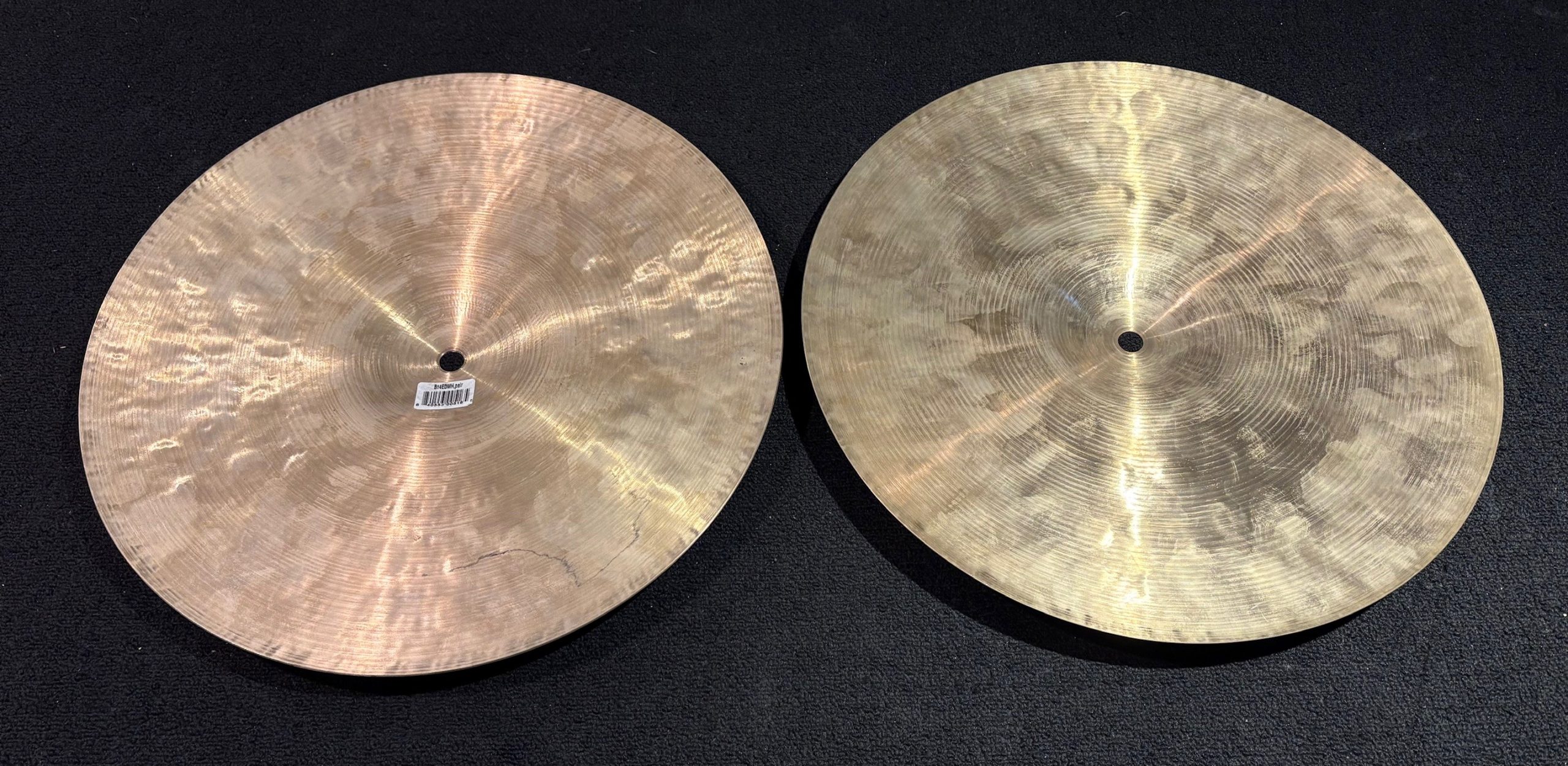 Meinl Used Byzance 14 in. Extra Dry Medium Hi Hat Cymbal Pair 881g T 1434 B 4 Meinl Used Byzance 14in. Extra Dry Medium Hi Hats Undersides