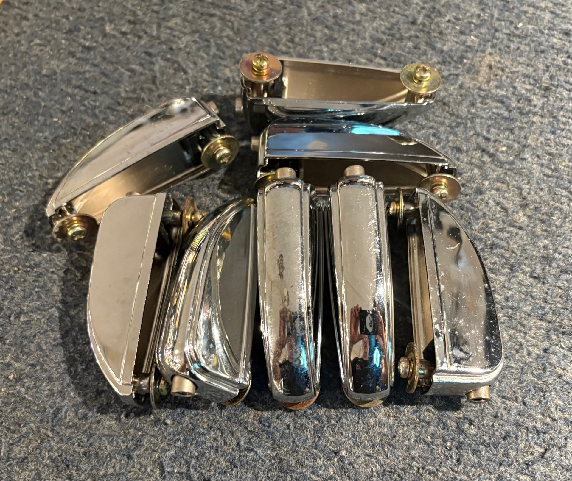 Tama Parts Set of 8 Used 90s Swingstar Bass Drum Lugs 1 Tama Set of 8 Used 90s Swingstar Bass Drum Lugs Chrome