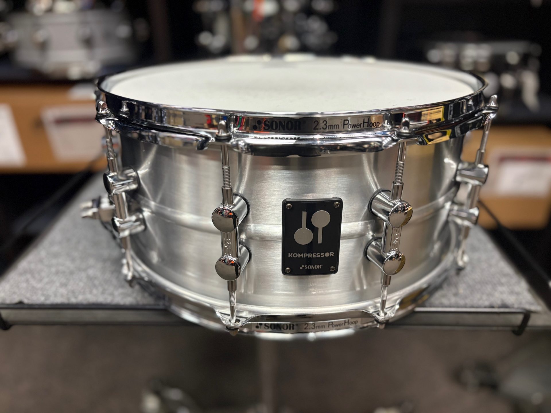 Sonor Used Kompressor Series 6.5×14 Aluminum Shell Snare Drum 1 Sonor Used Kompressor 6.5 Inch By 14 inch Aluminum Snare Drum