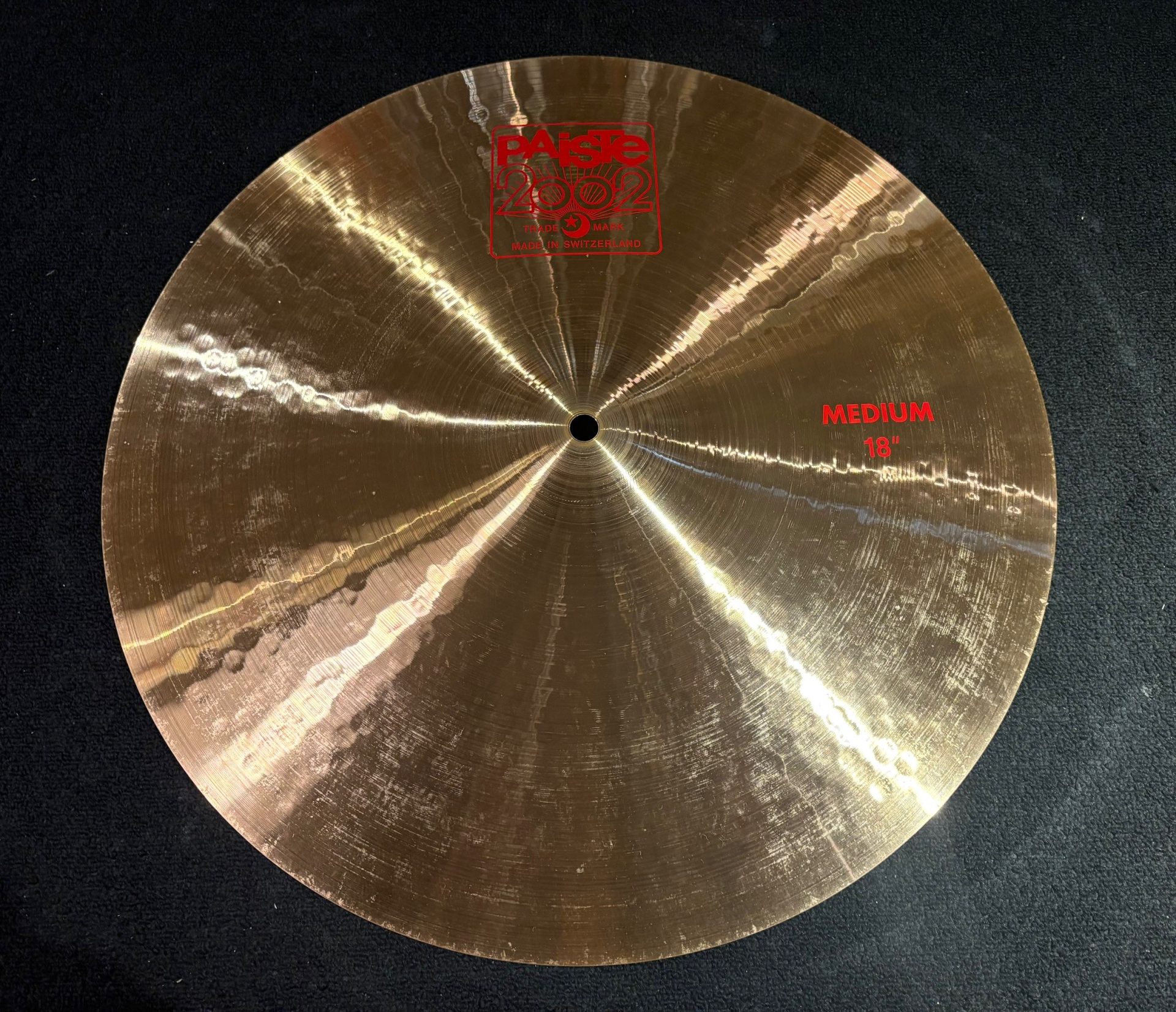 Paiste Used Red Label 2002 18 in Medium Crash Cymbal 1567g 1 Paiste Used Red Label 2002 18 Inch Medium Crash Cymbal