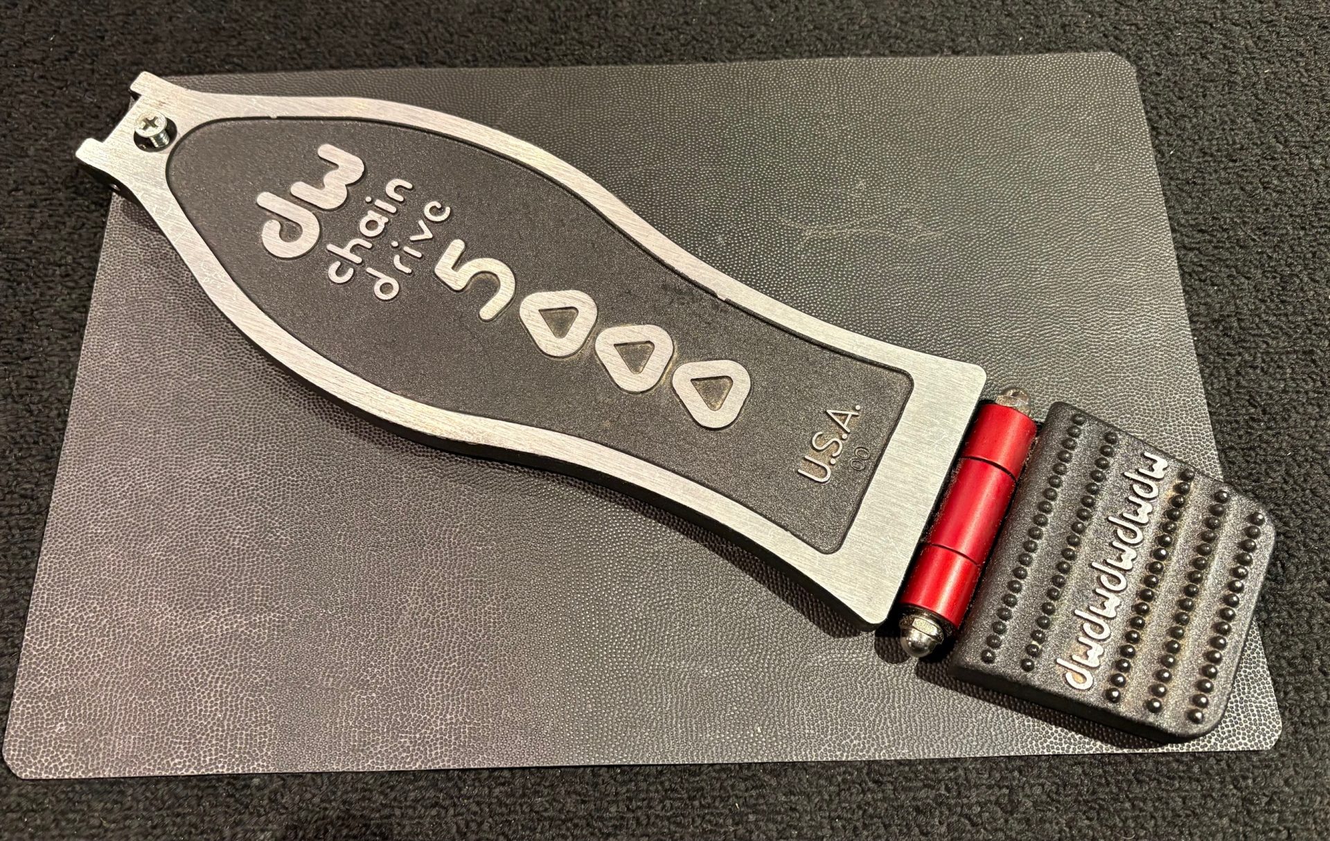 DW Parts 5000 Pedal Footboard w/ Heel and Delta Hinge Used 1 DW Used 5000 Pedal Footboard with Heel and Delta Hinge